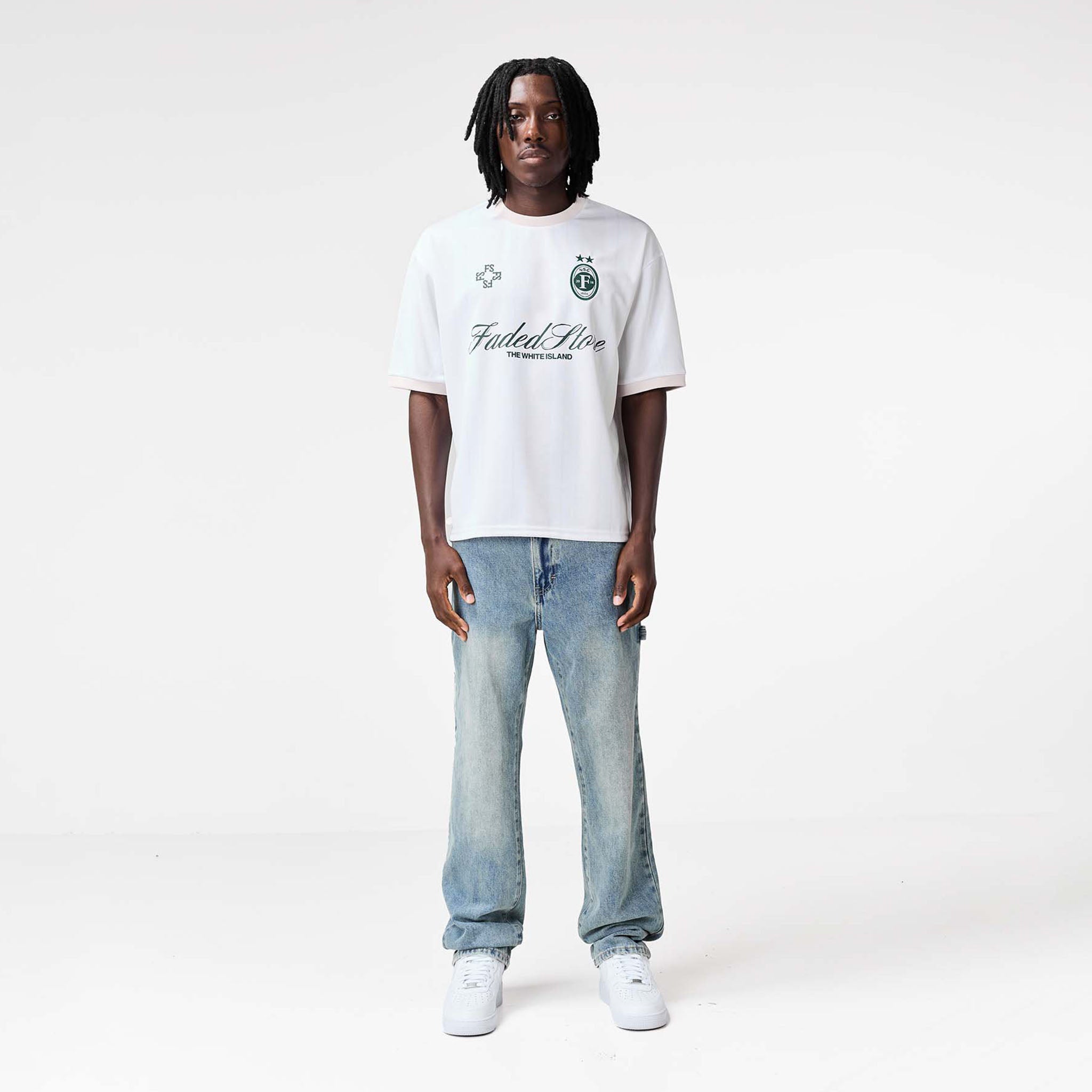 Striker Football T-Shirt | Off White/Vintage Green