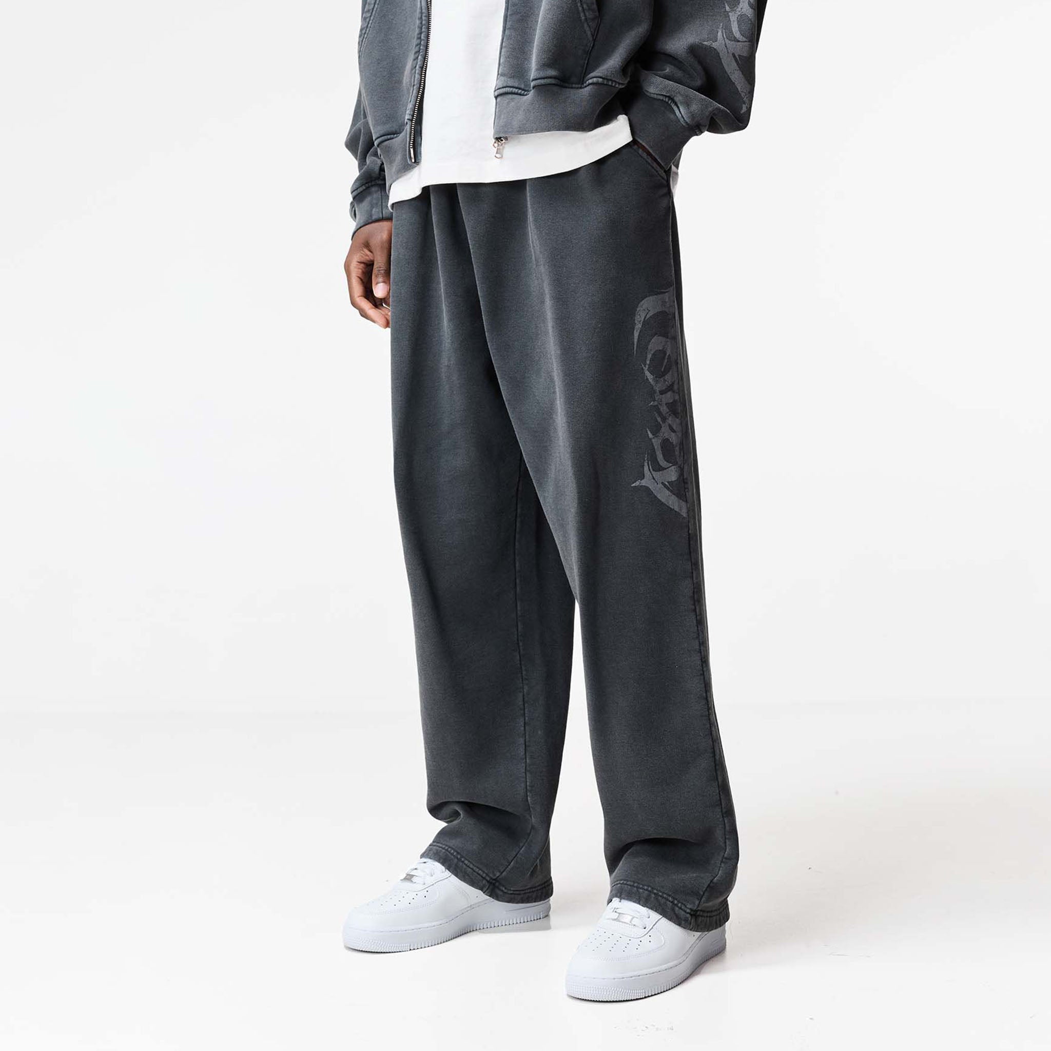 Shadow Loose Fit Open Hem Jogger | Washed Black