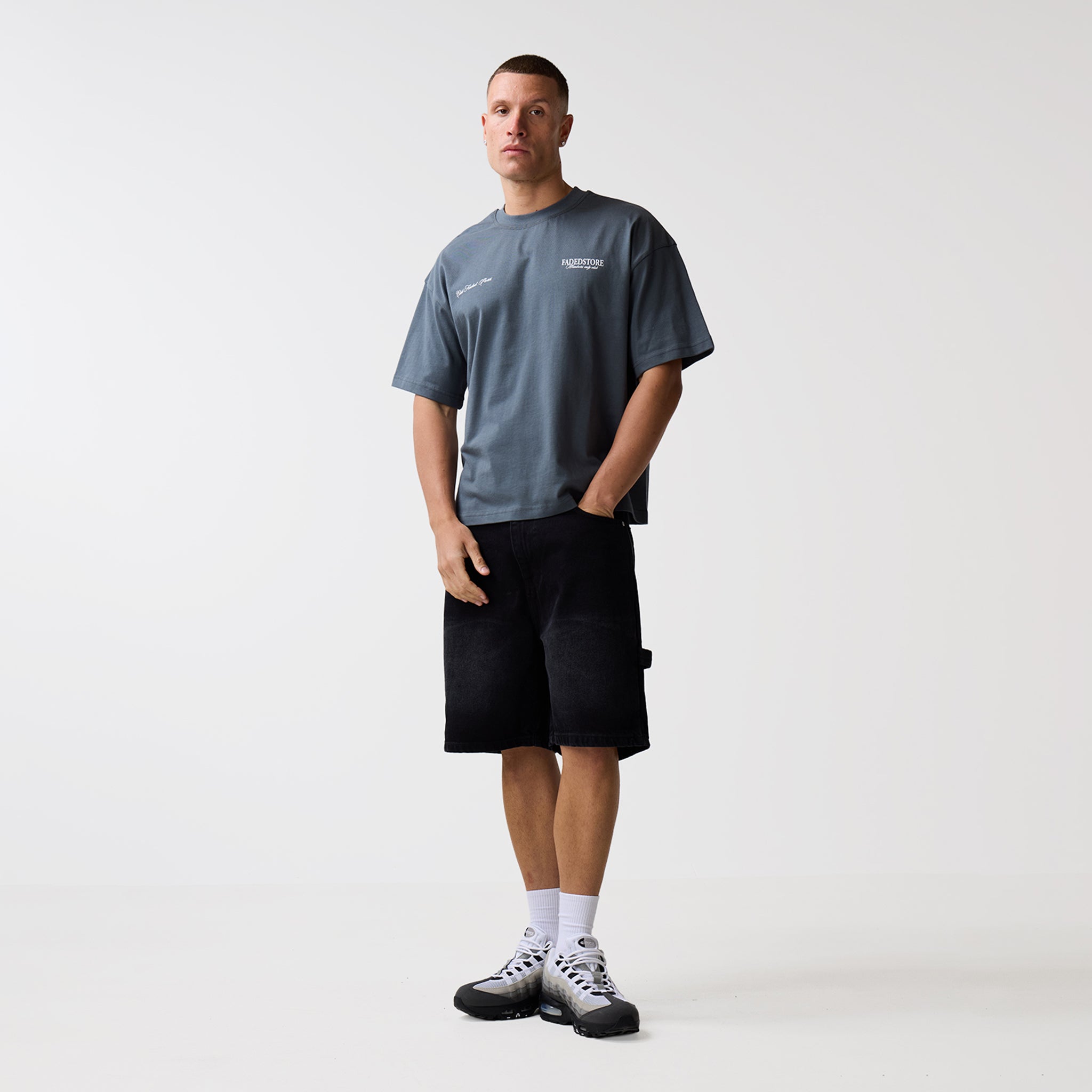 The Show T-Shirt | Slate Grey