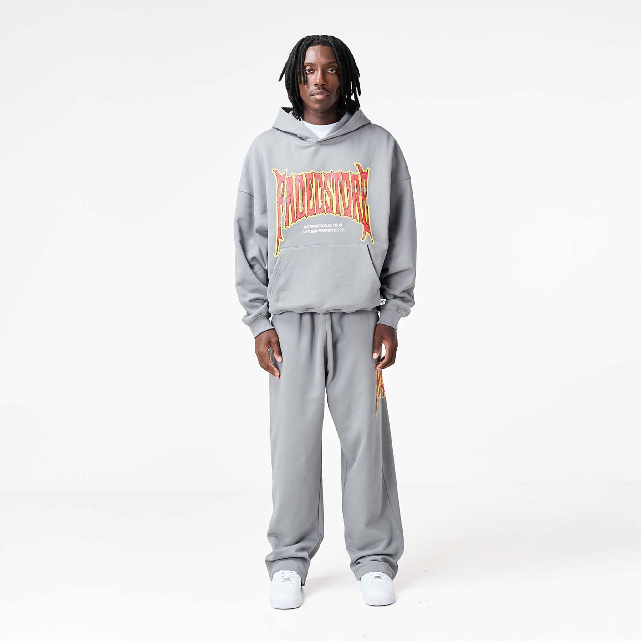 Blackletter Open Hem Jogger | Mid Grey