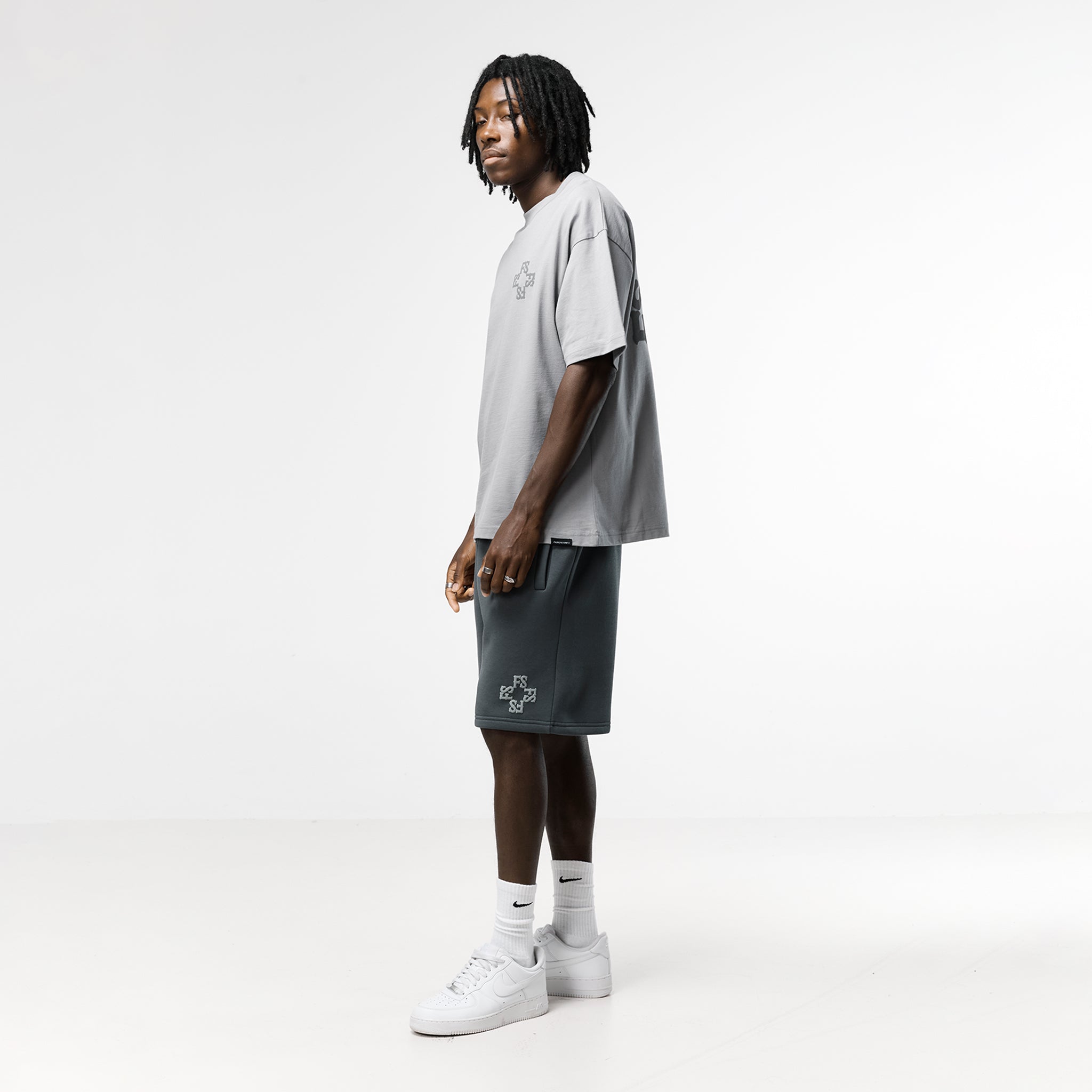 Monogram Short | Charcoal