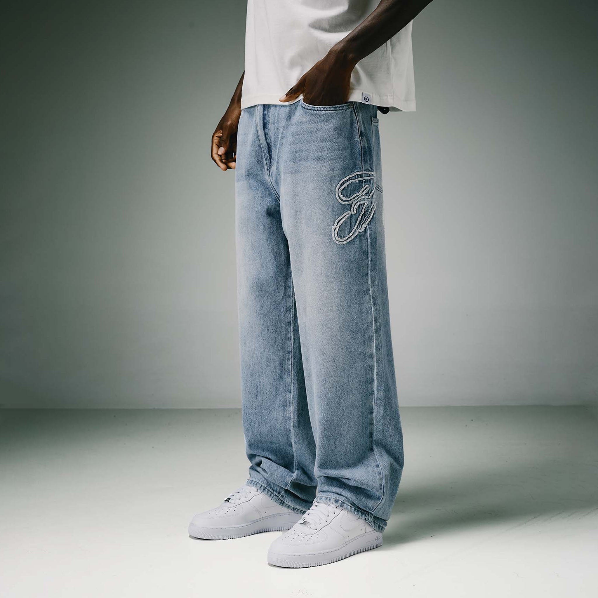 Faded Applique Jeans | Blue Wash