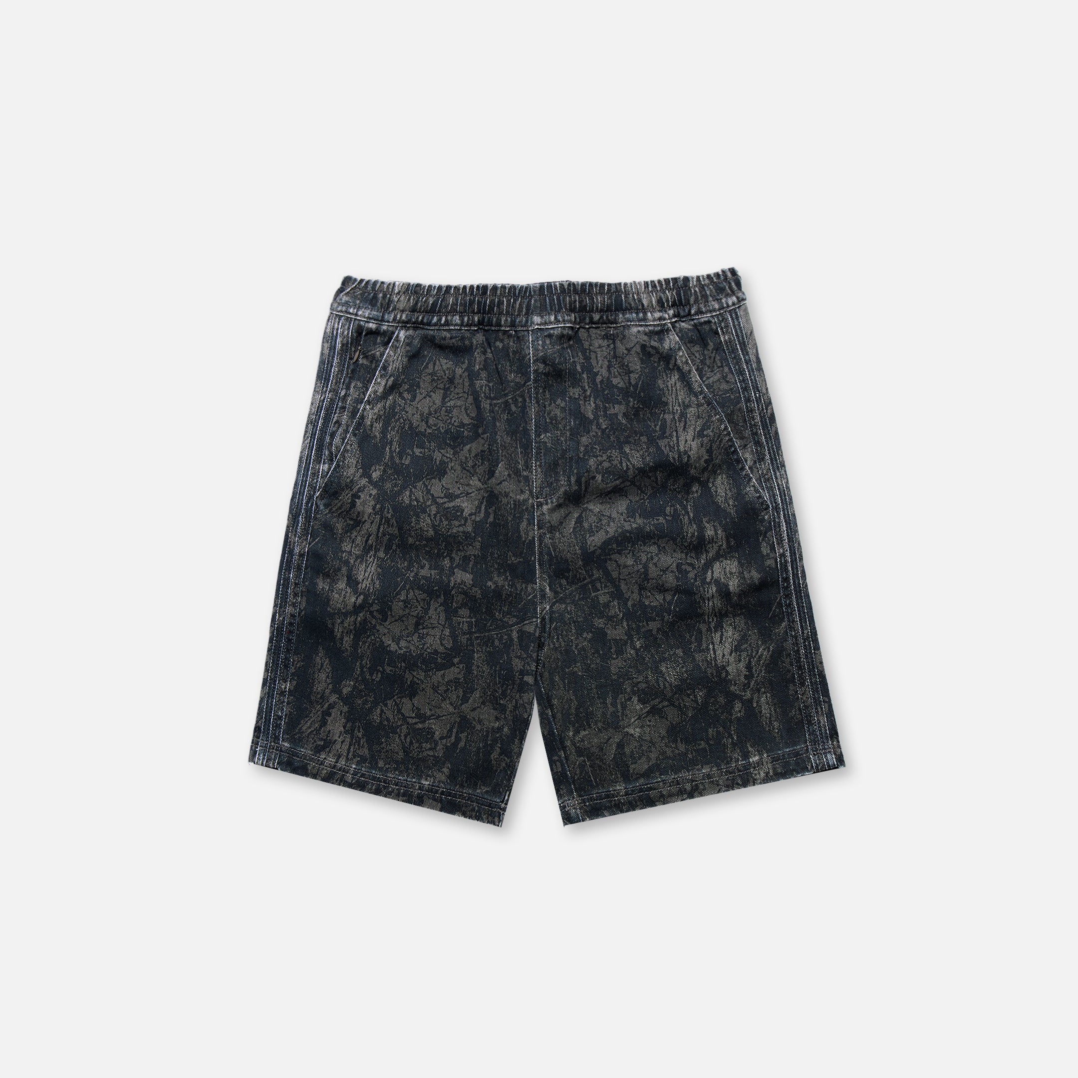 Essential Real Tree Camo Shorts | Charcoal